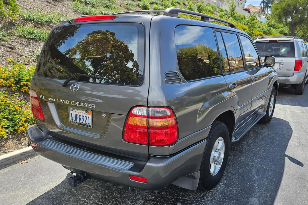 2000 Toyota J100 Land Cruiser - Image 4 of 31