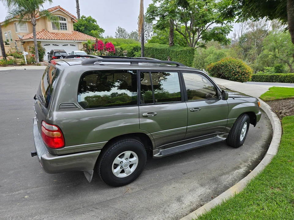 2000 Toyota J100 Land Cruiser - Image 16 of 31