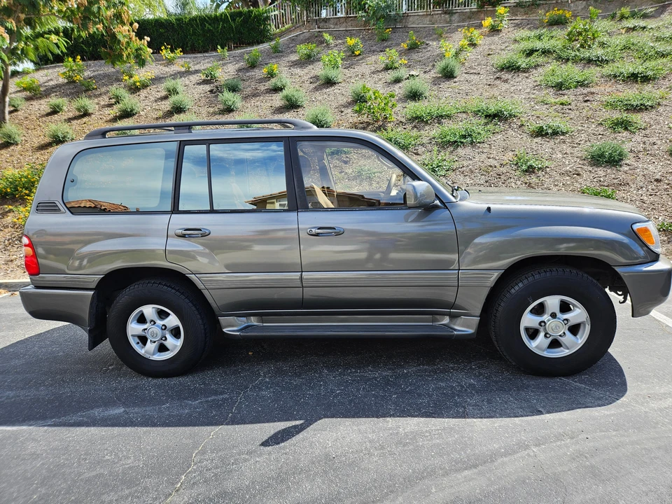 2000 Toyota J100 Land Cruiser - Image 18 of 31