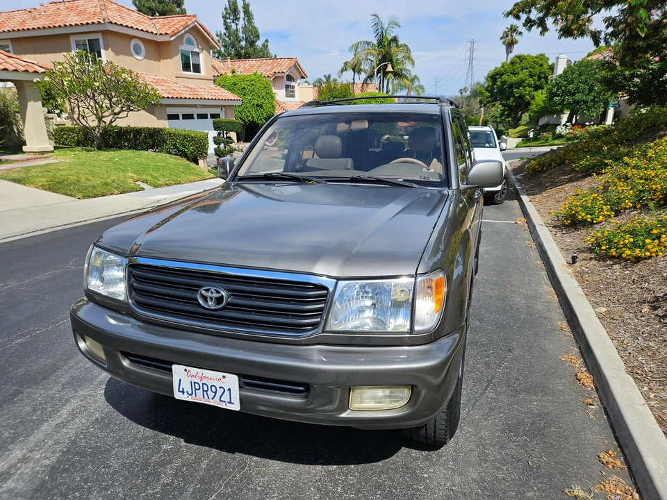 2000 Toyota J100 Land Cruiser - Image 7 of 31