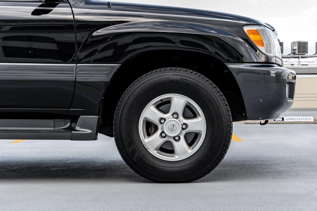 2000 Toyota J100 Land Cruiser - Image 14 of 31
