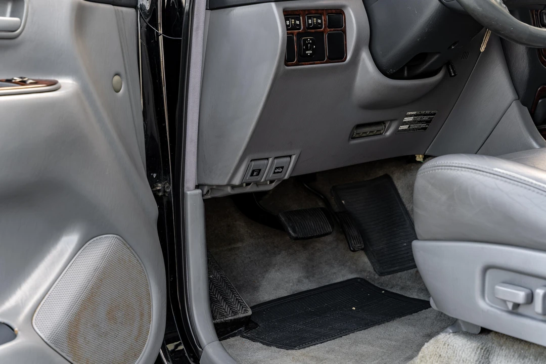 2000 Toyota J100 Land Cruiser - Image 31 of 31