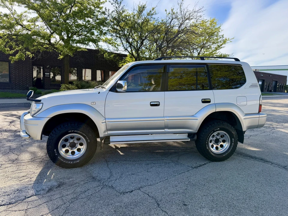 2000 Toyota J90 Land Cruiser Prado - Image 4 of 31