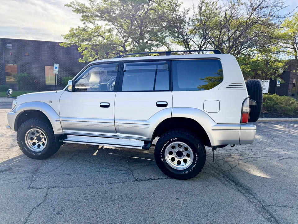 2000 Toyota J90 Land Cruiser Prado - Image 5 of 31