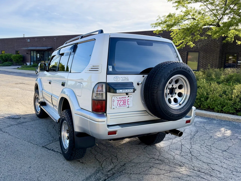 2000 Toyota J90 Land Cruiser Prado - Image 7 of 31