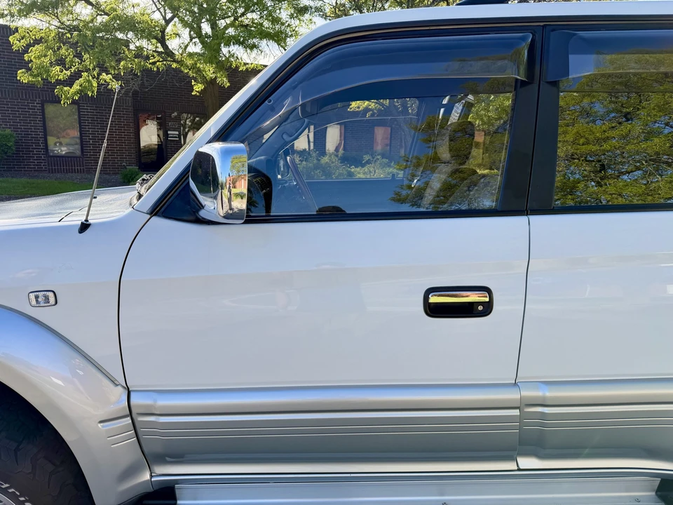 2000 Toyota J90 Land Cruiser Prado - Image 17 of 31
