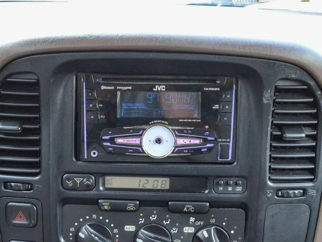 2000 Toyota J100 Land Cruiser - Image 21 of 31