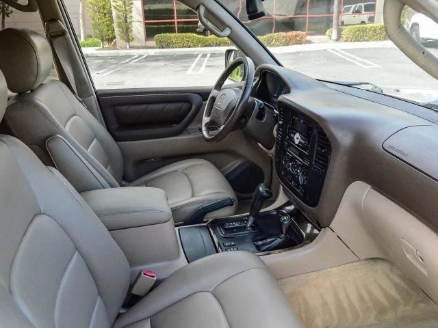 2000 Toyota J100 Land Cruiser - Image 23 of 31