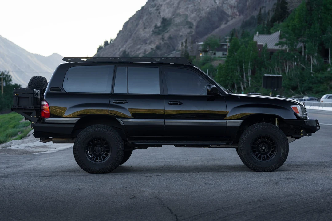 2000 Toyota J100 Land Cruiser - Image 12 of 31