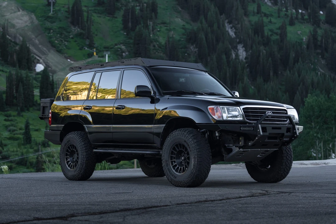 2000 Toyota J100 Land Cruiser - Image 11 of 31