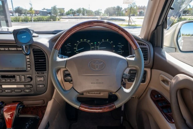 2000 Toyota J100 Land Cruiser - Image 5 of 7
