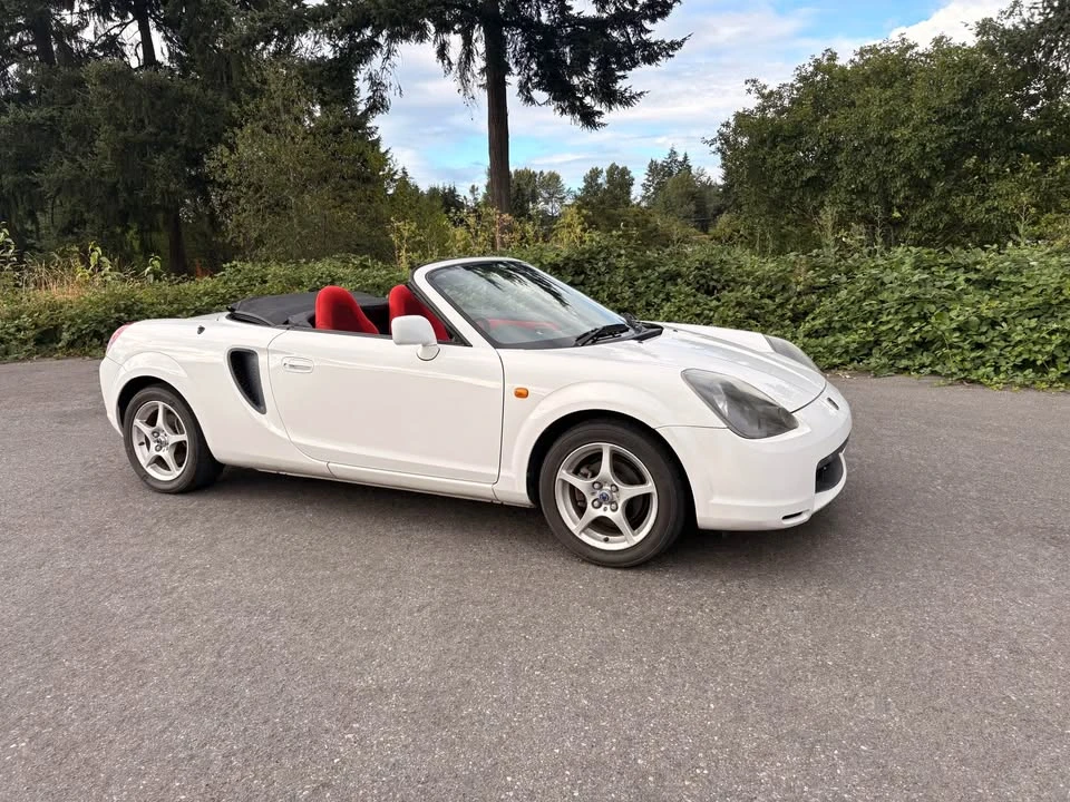 2000 Toyota MR2 Spyder/MR-S - Image 4 of 9