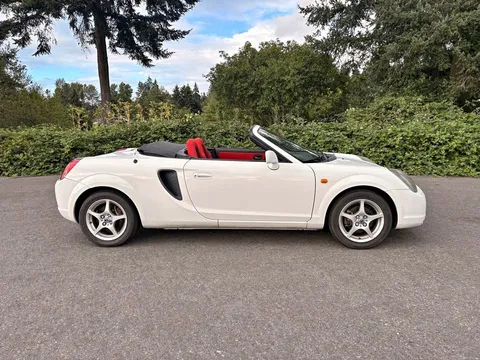 2000 Toyota MR-S