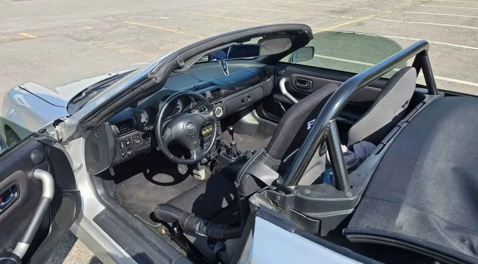 2000 Toyota MR2 Spyder/MR-S - Image 6 of 8