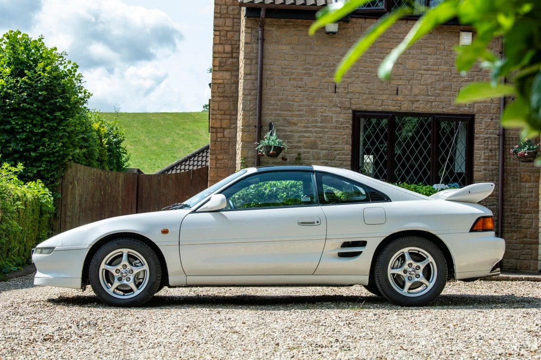 2000 Toyota SW20 MR2 - Image 9 of 30
