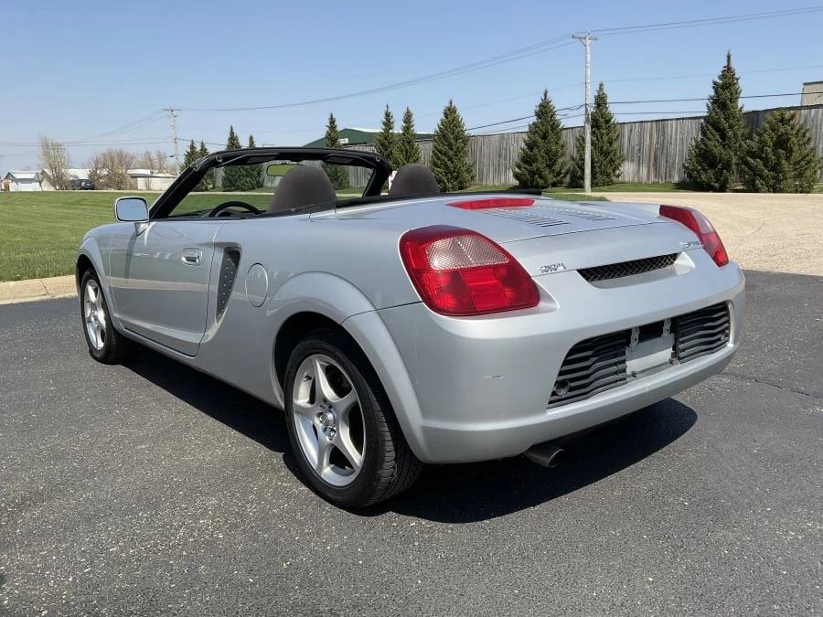 2000 Toyota MR2 Spyder/MR-S - Image 3 of 12