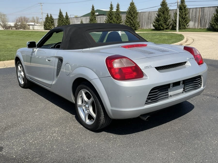 2000 Toyota MR2 Spyder/MR-S - Image 4 of 12