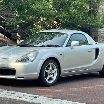 2000 Toyota MR2 Coupe
