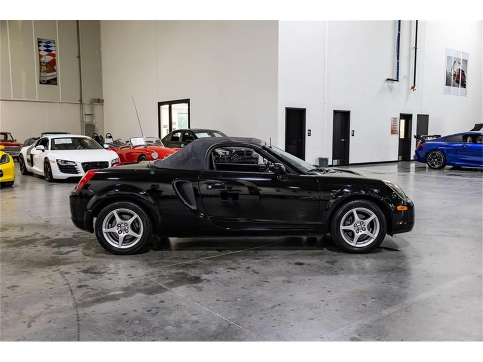 2000 Toyota MR2 Spyder/MR-S - Image 23 of 31