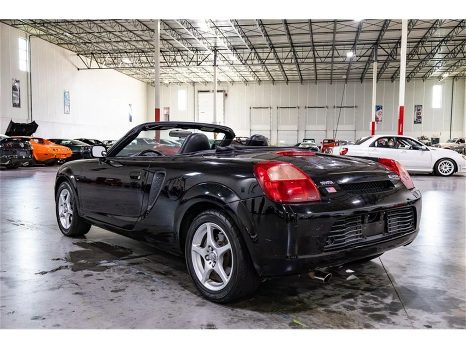 2000 Toyota MR2 Spyder/MR-S - Image 4 of 31