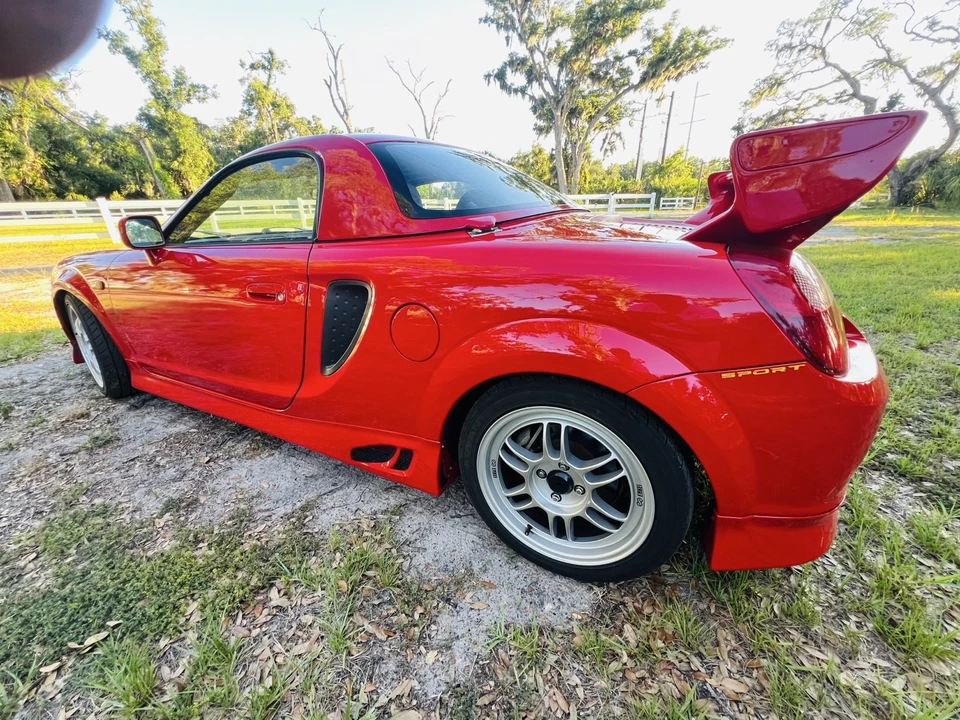 2000 Toyota MR2 Spyder/MR-S - Image 10 of 31