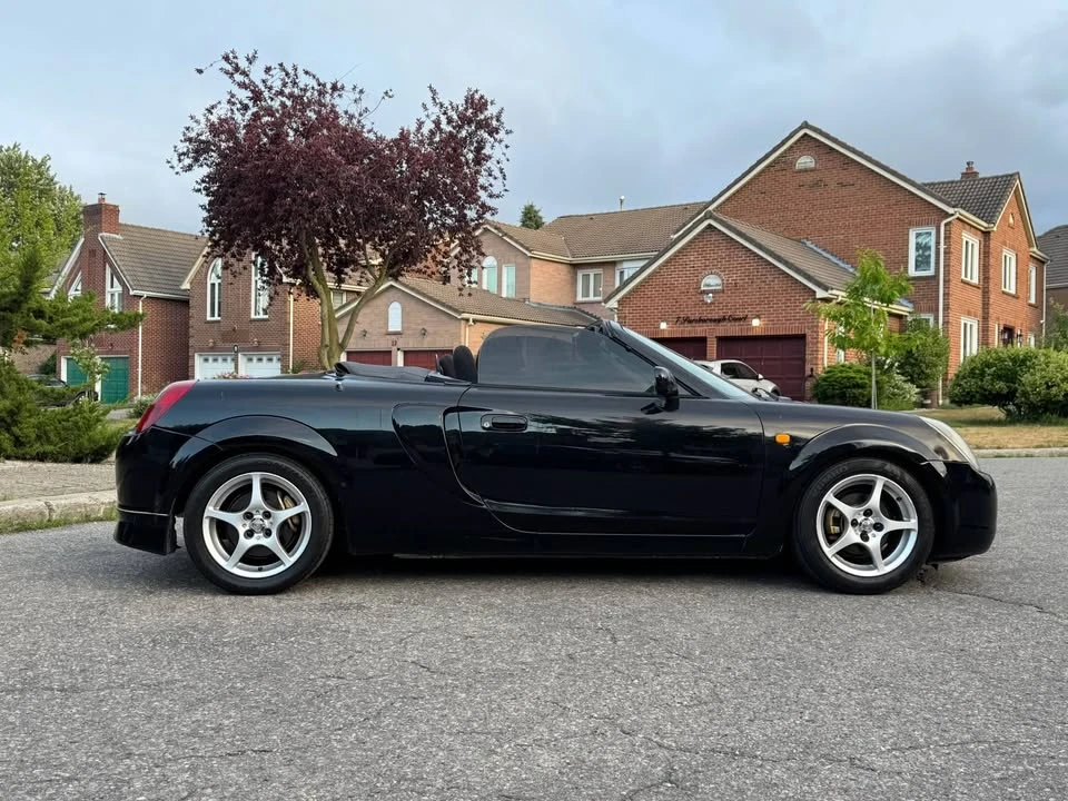 2000 Toyota MR2 Spyder/MR-S - Image 2 of 16