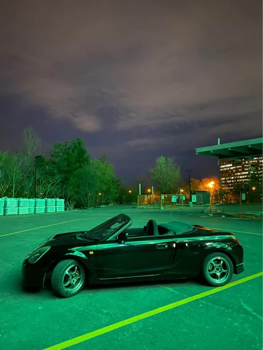 2000 Toyota MR2 Spyder/MR-S - Image 13 of 16