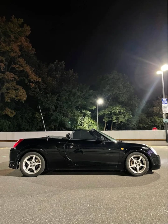 2000 Toyota MR2 Spyder/MR-S - Image 12 of 16
