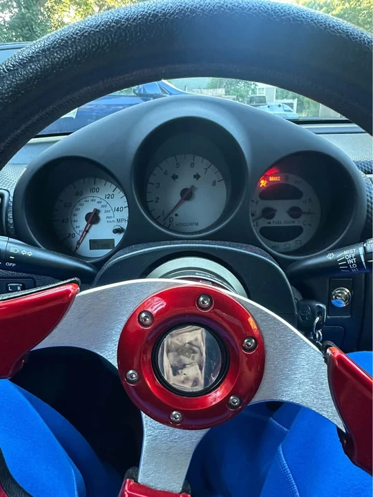 2000 Toyota MR2 Spyder/MR-S - Image 9 of 12