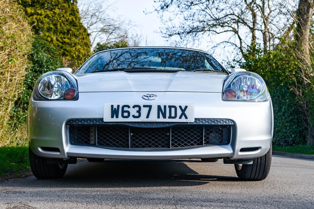 2000 Toyota MR2 Spyder/MR-S - Image 20 of 30