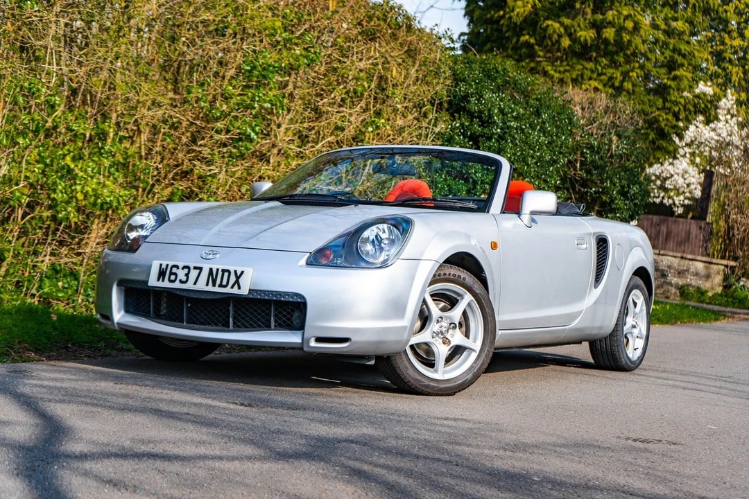 2000 Toyota MR2 Spyder/MR-S - Image 6 of 30
