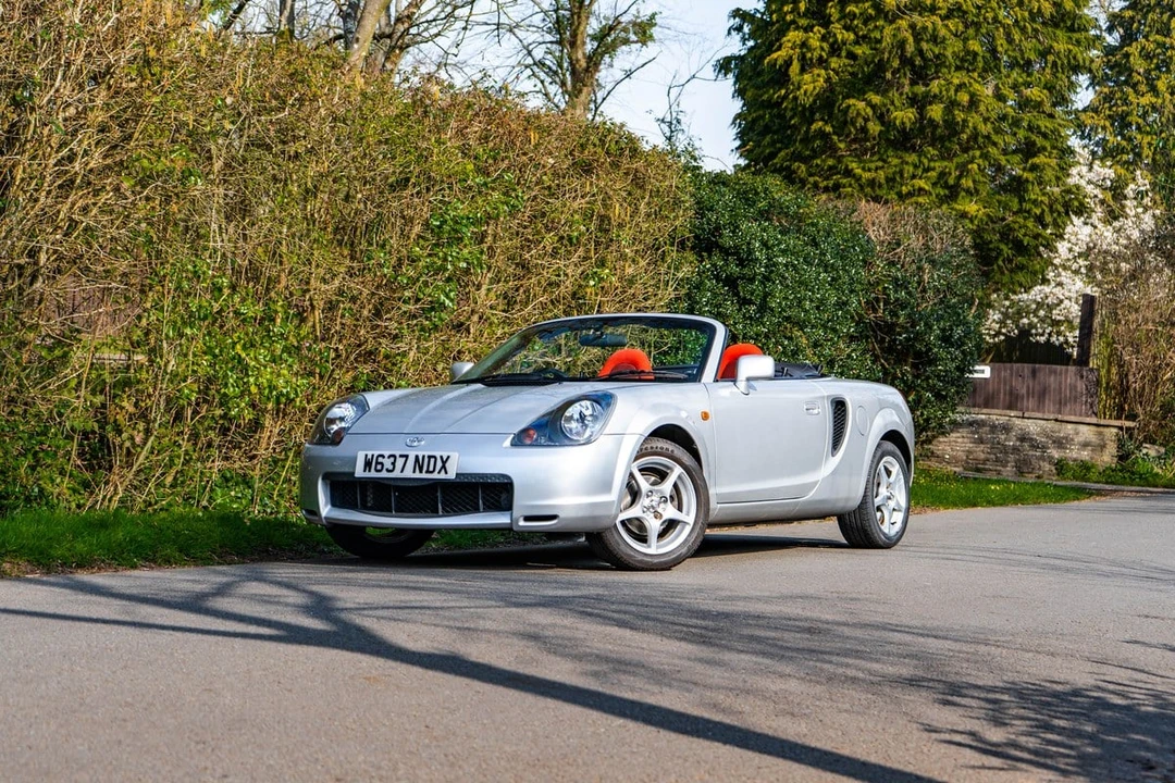 2000 Toyota MR2 Spyder/MR-S - Image 7 of 30