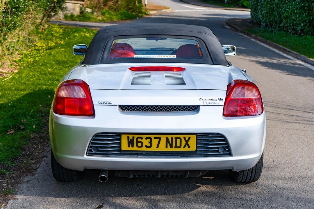 2000 Toyota MR2 Spyder/MR-S - Image 26 of 30
