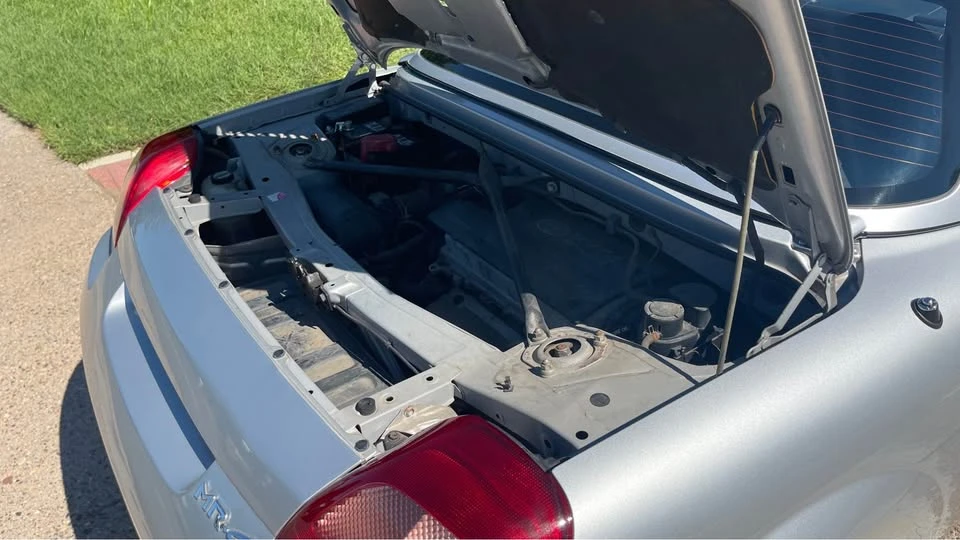 2000 Toyota MR2 Spyder/MR-S - Image 18 of 20