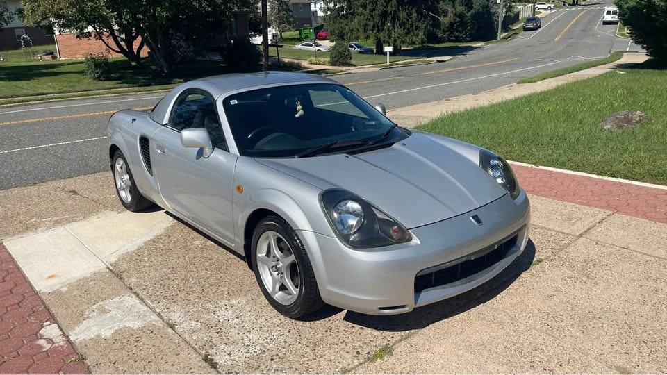 2000 Toyota MR2 Spyder/MR-S - Image 19 of 20