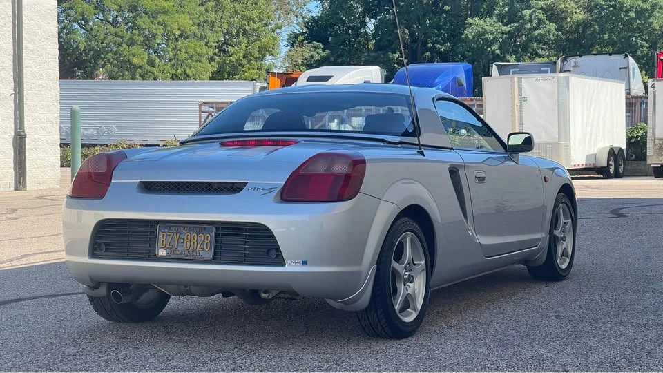 2000 Toyota MR2 Spyder/MR-S - Image 5 of 20