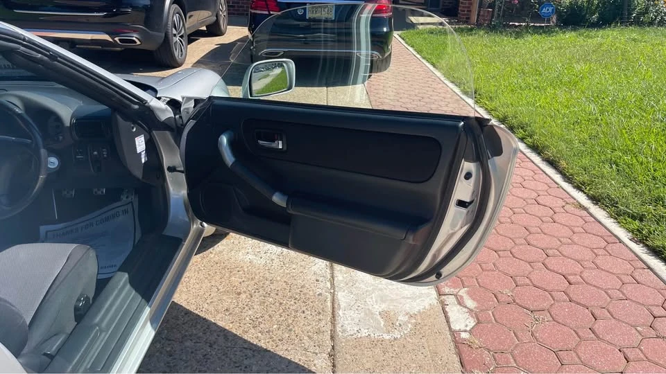 2000 Toyota MR2 Spyder/MR-S - Image 16 of 20