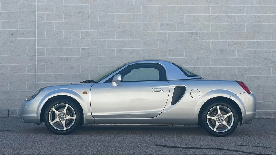 2000 Toyota MR2 Spyder/MR-S - Image 3 of 20
