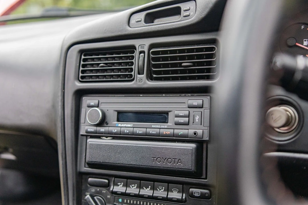 2000 Toyota SW20 MR2 - Image 28 of 30