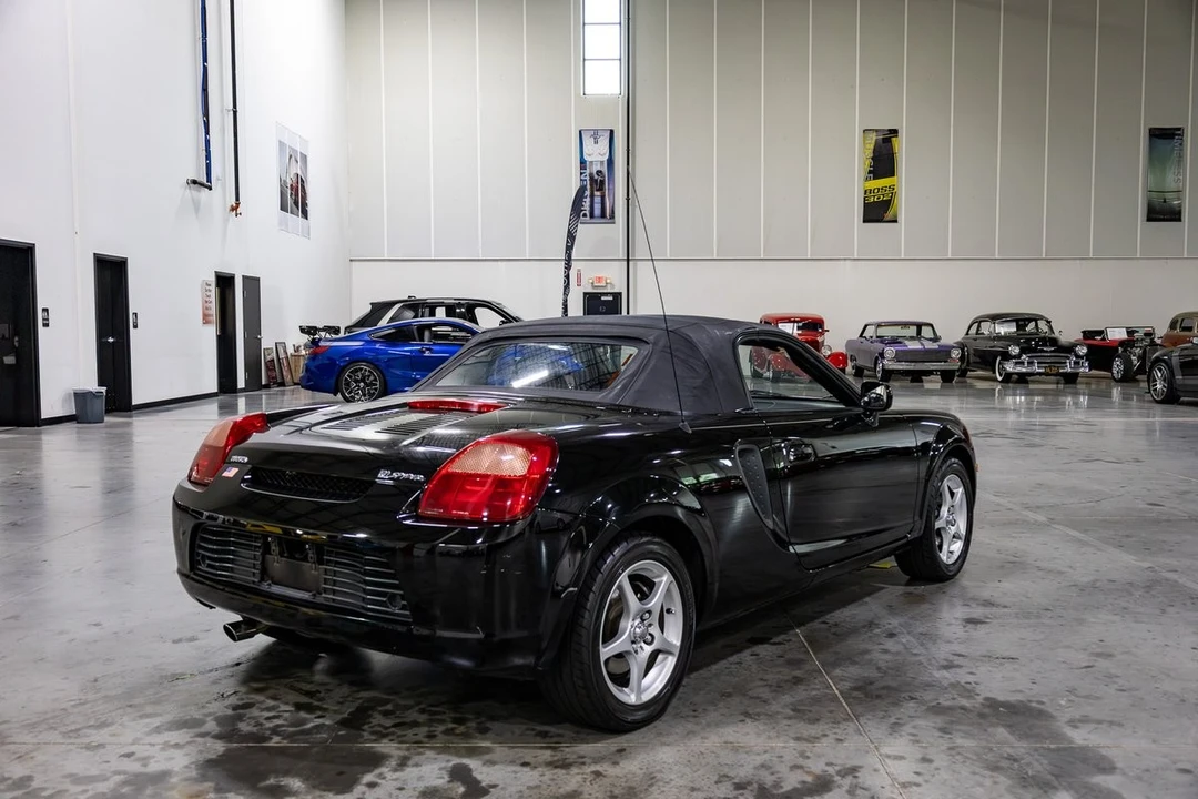 2000 Toyota MR2 Spyder/MR-S - Image 22 of 31