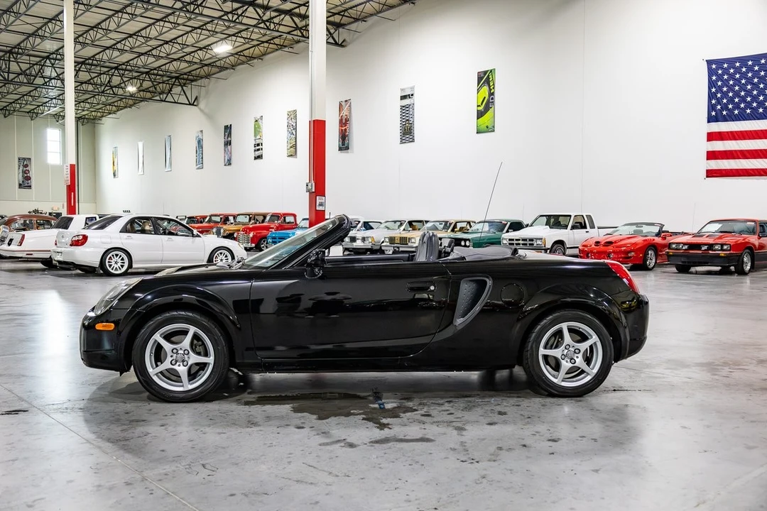 2000 Toyota MR2 Spyder/MR-S - Image 3 of 31