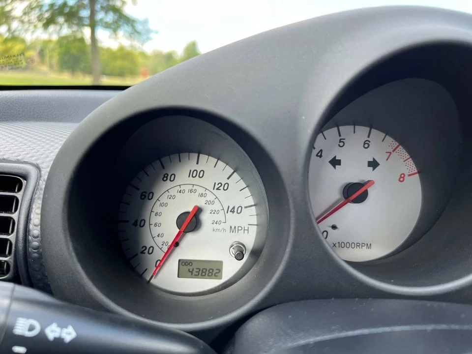 2000 Toyota MR2 Spyder/MR-S - Image 12 of 20