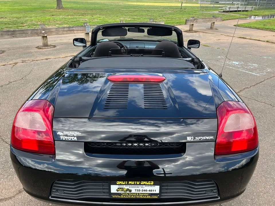 2000 Toyota MR2 Spyder/MR-S - Image 16 of 20