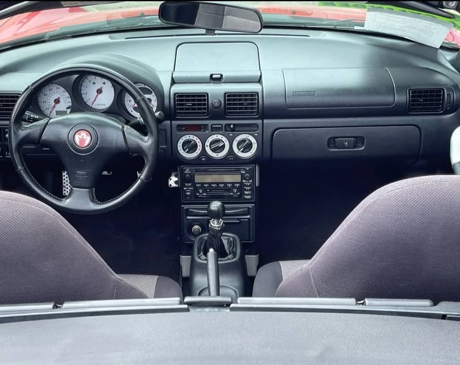 2000 Toyota MR2 Spyder/MR-S - Image 4 of 5