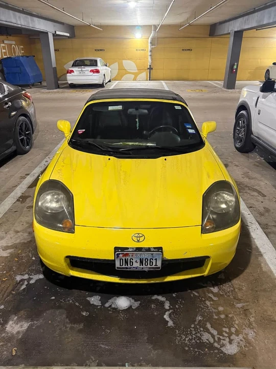 2000 Toyota MR2 Spyder/MR-S - Image 3 of 10