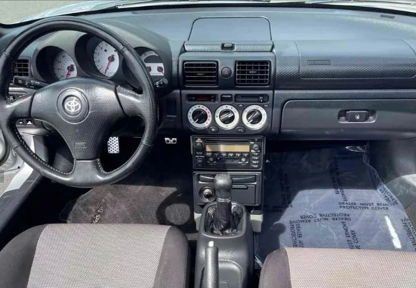 2000 Toyota MR2 Spyder/MR-S - Image 7 of 9
