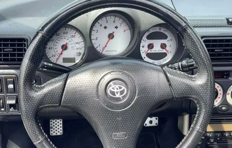 2000 Toyota MR2 Spyder/MR-S - Image 5 of 9