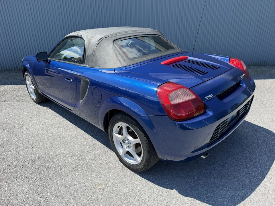 2000 Toyota MR2 Spyder/MR-S - Image 29 of 31