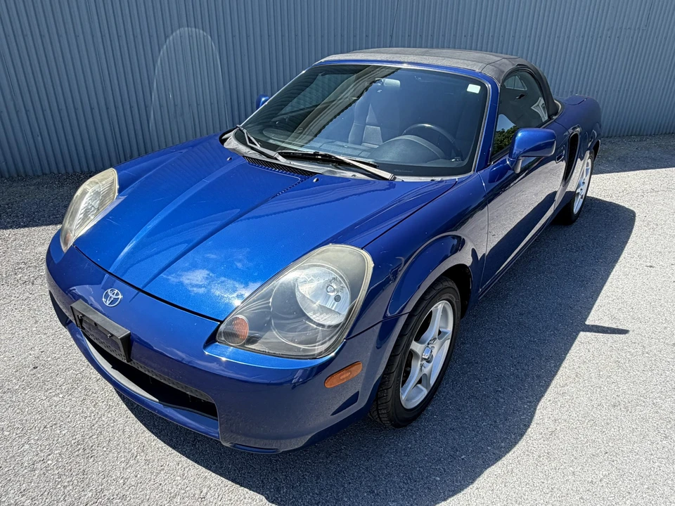 2000 Toyota MR2 Spyder/MR-S - Image 17 of 31