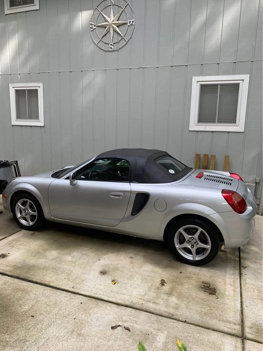 2000 Toyota MR2 Spyder/MR-S - Image 5 of 7